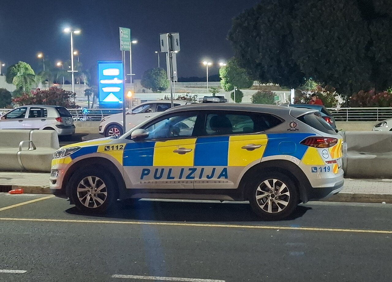 Malta Police patrol car in the current yellow and blue livery