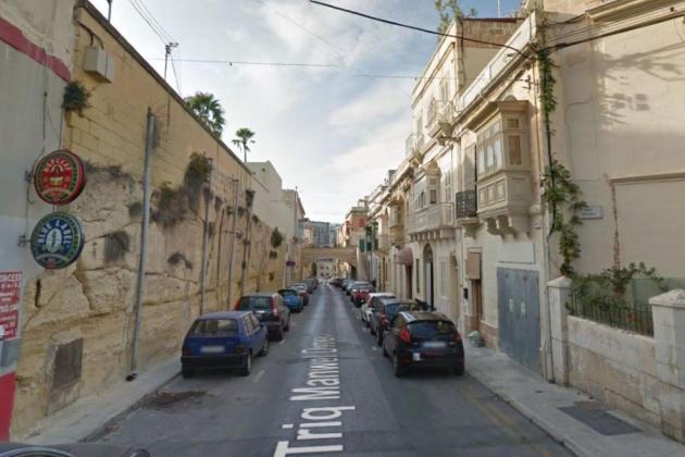 Apartment Fire on Triq Manwel Dimech Prompts Neighbor Evacuations
