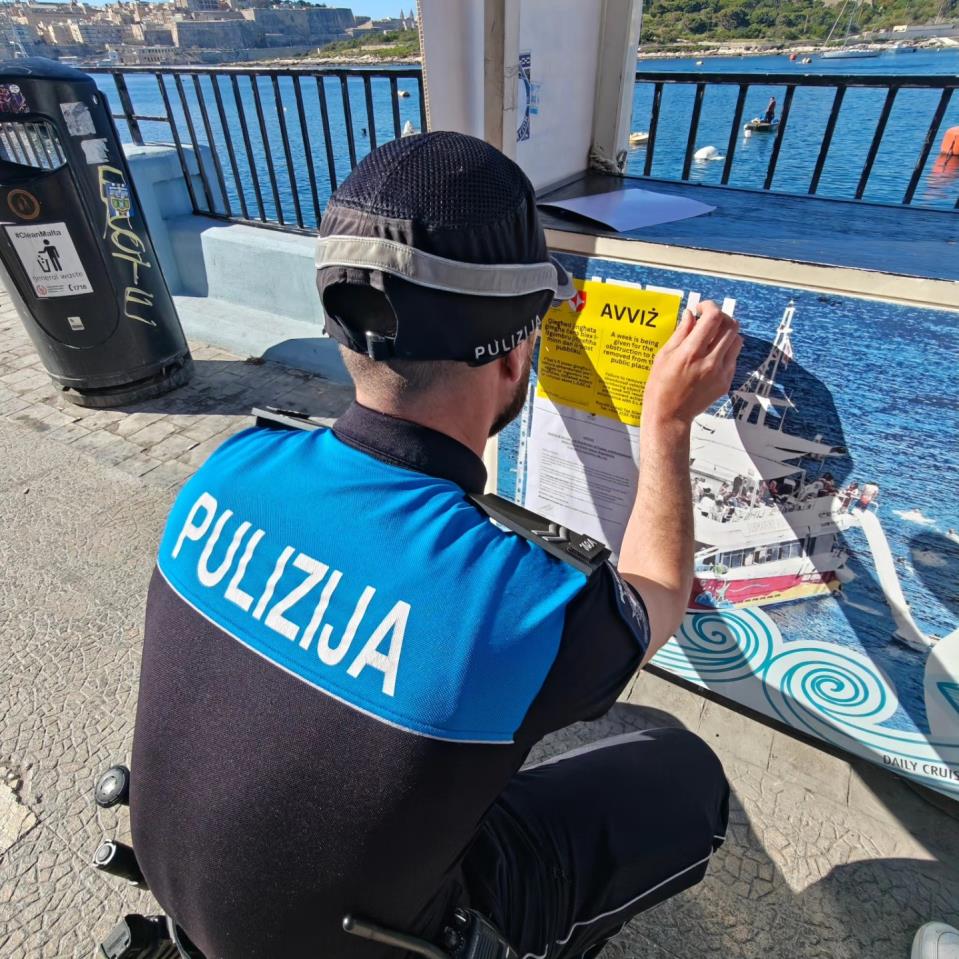 Enforcement Action Targets Unauthorised Vendor Stalls Along Sliema Waterfront